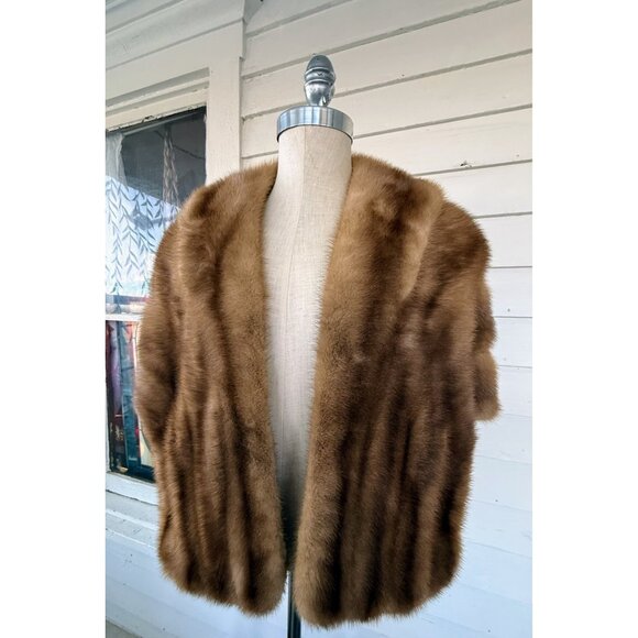 unbranded Jackets & Blazers - Vintage 50's Brown Mink Stole Capelet With front Pockets